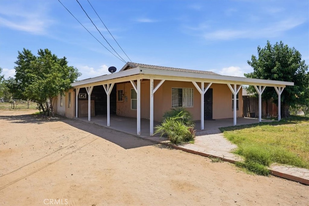 32857 Avenue E Property Photo 3