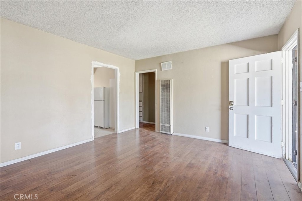 32857 Avenue E Property Photo 5