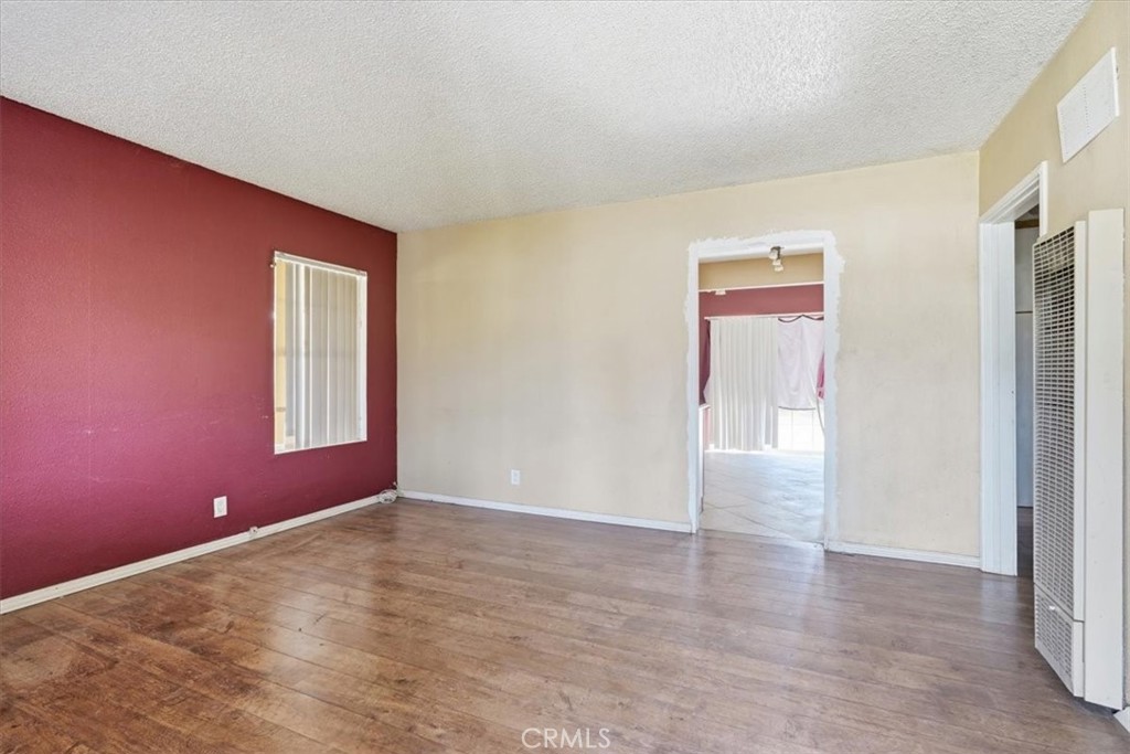 32857 Avenue E Property Photo 7