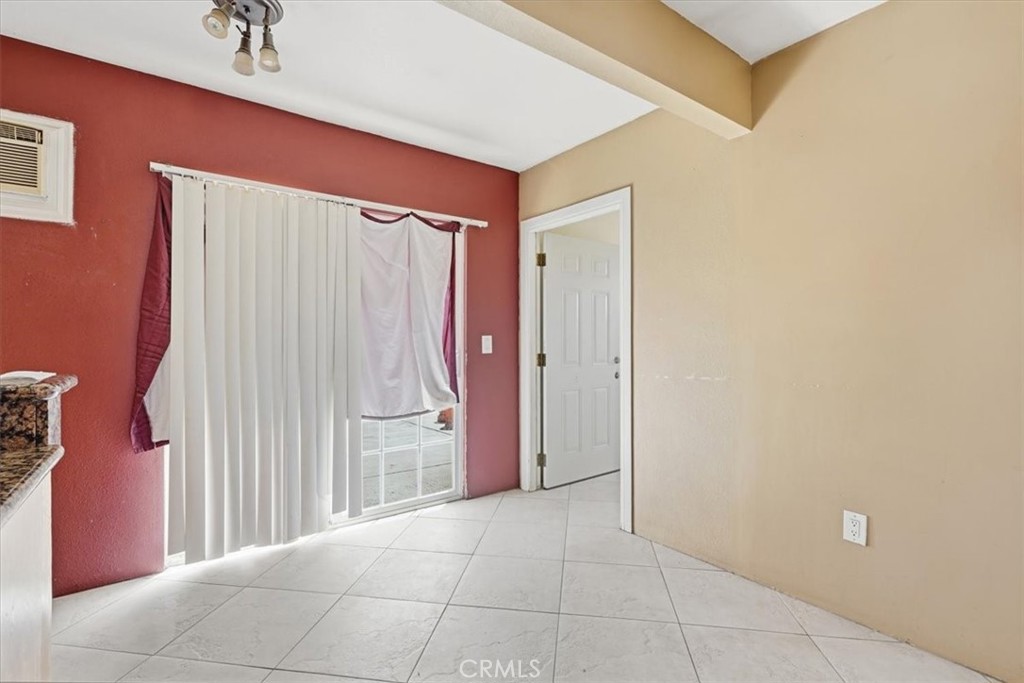 32857 Avenue E Property Photo 8