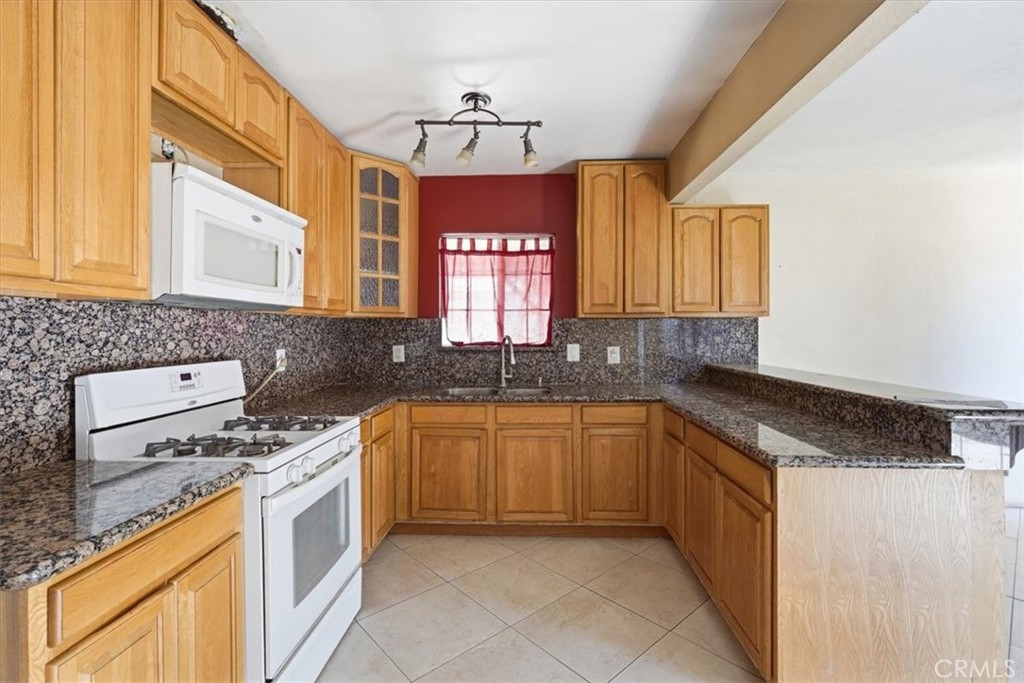 32857 Avenue E Property Photo 11