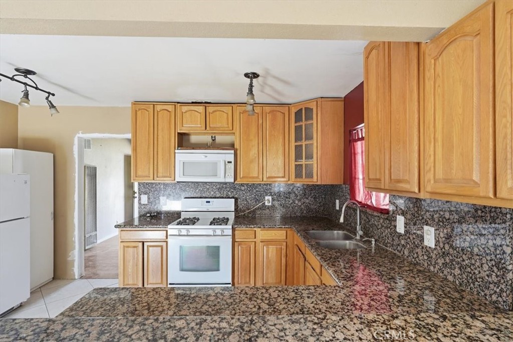 32857 Avenue E Property Photo 13