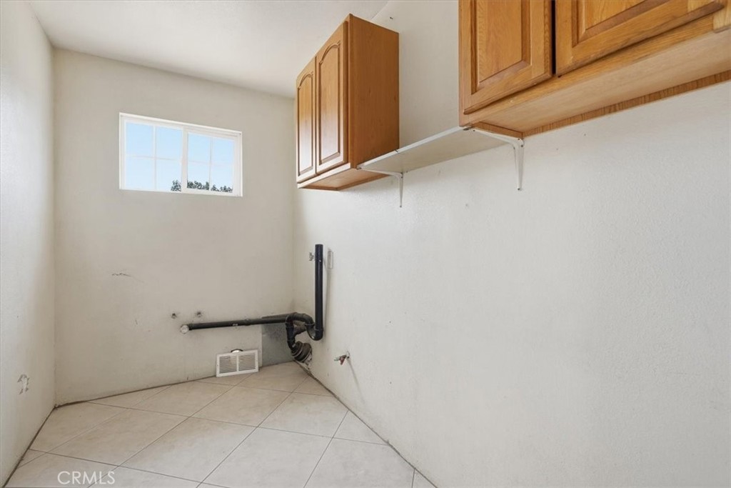 32857 Avenue E Property Photo 21