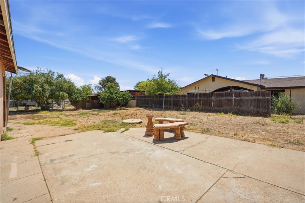32857 Avenue E Property Photo 24