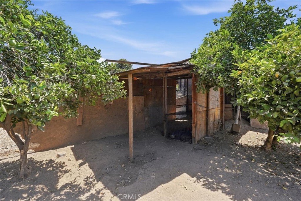 32857 Avenue E Property Photo 28