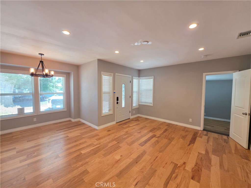 7019 Jamieson Property Photo 4