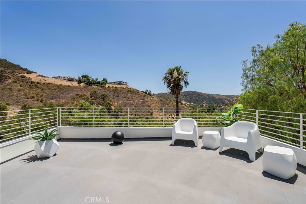 71 Coolwater Road Property Photo 11