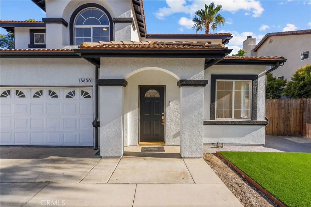 18800 Lull Property Photo 4