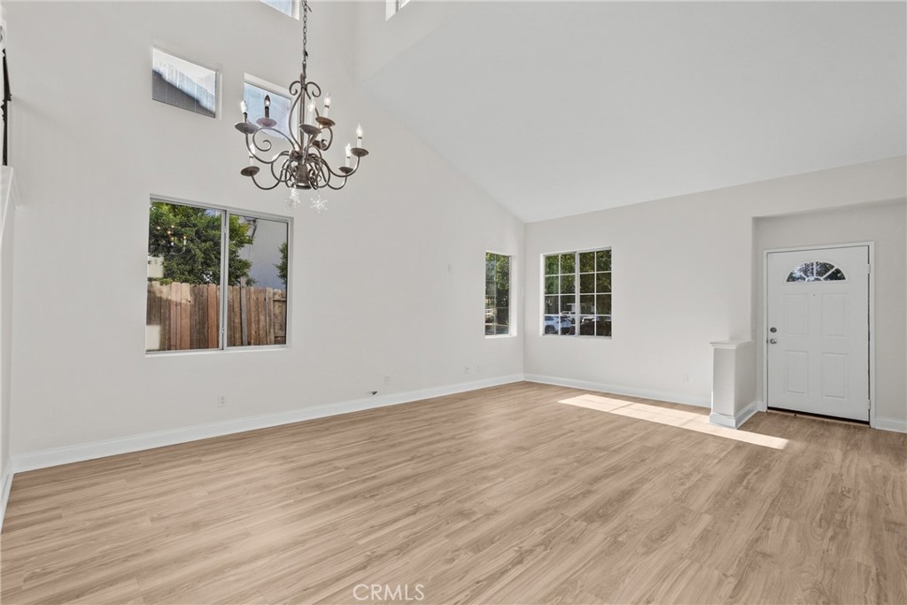 18800 Lull Property Photo 6