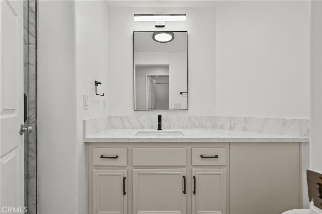 18800 Lull Property Photo 20