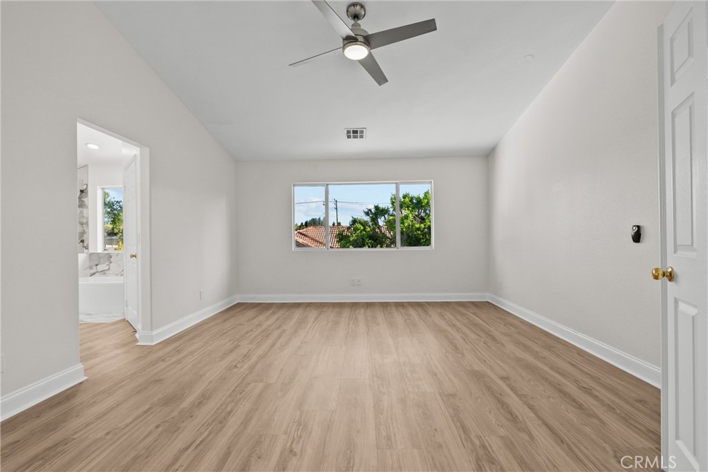 18800 Lull Property Photo 35