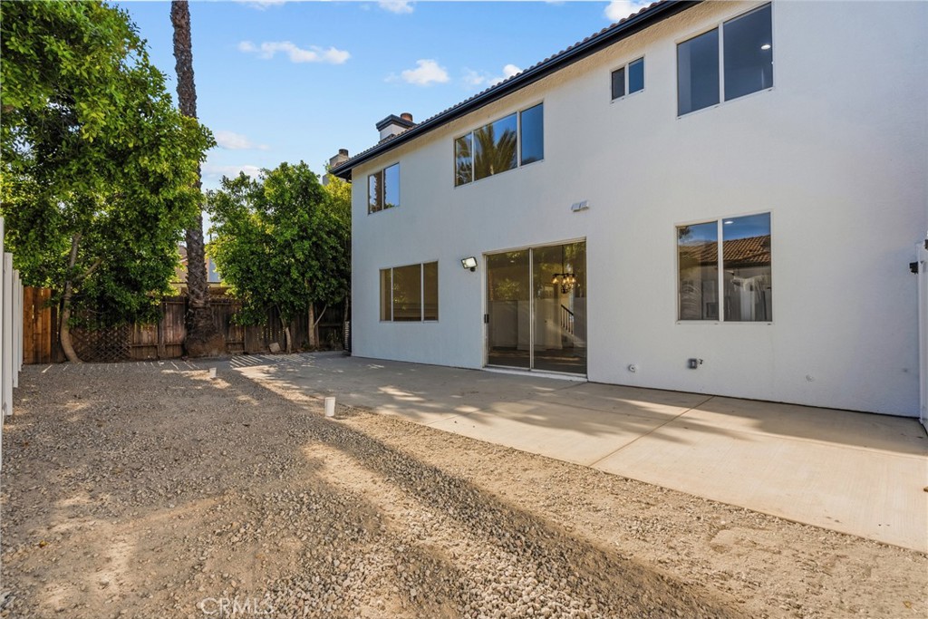 18800 Lull Property Photo 42
