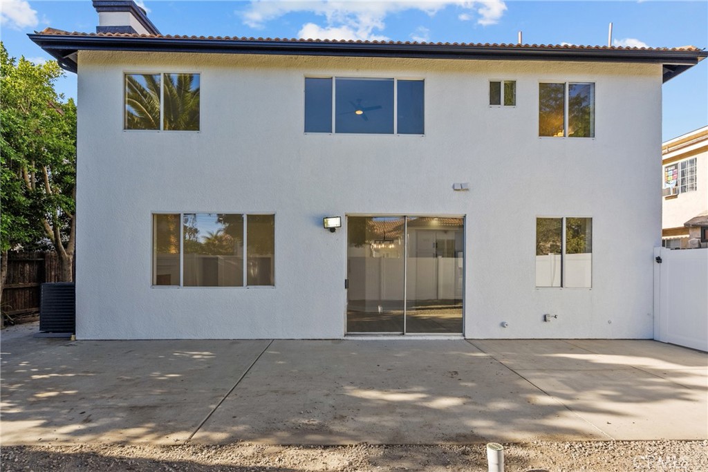 18800 Lull Property Photo 43