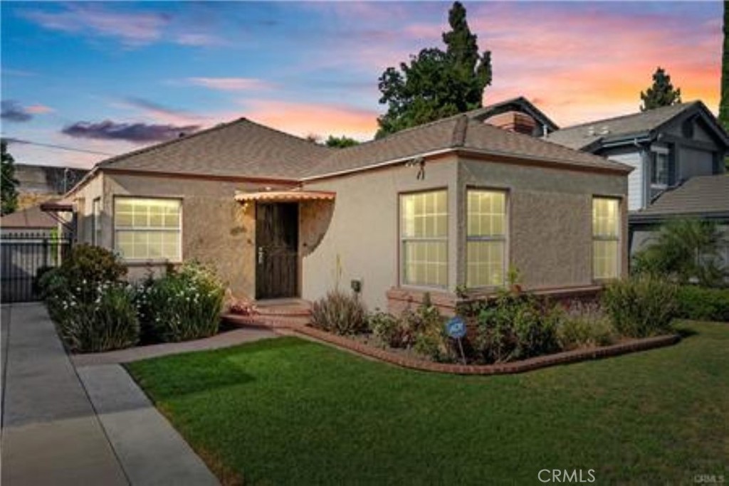 15235 La Maida Property Photo 1