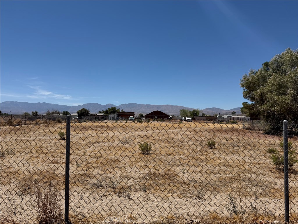 11540 E Avenue R2 Property Photo 7