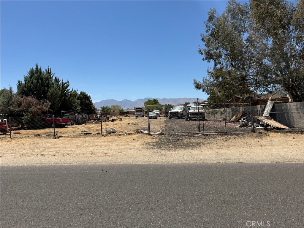 11540 E Avenue R2 Property Photo 12