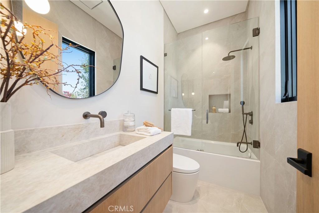 5012 Odessa Avenue Property Photo 67