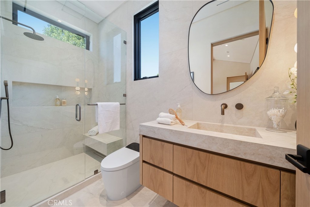 5012 Odessa Avenue Property Photo 69