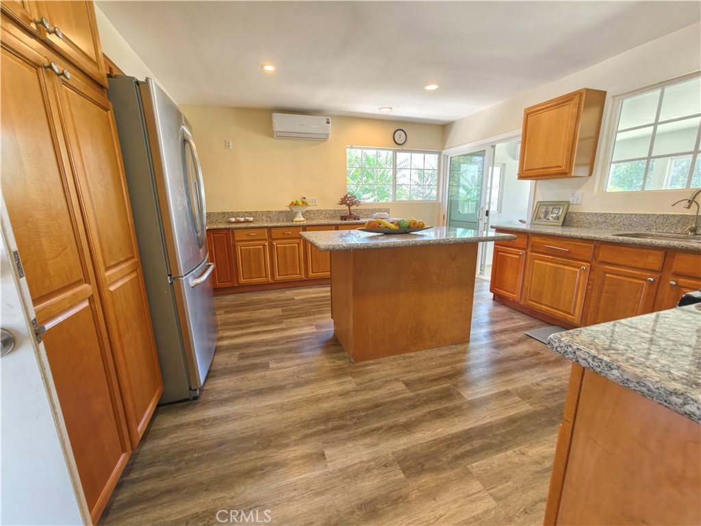 660 S Bradshawe Avenue Property Photo 10