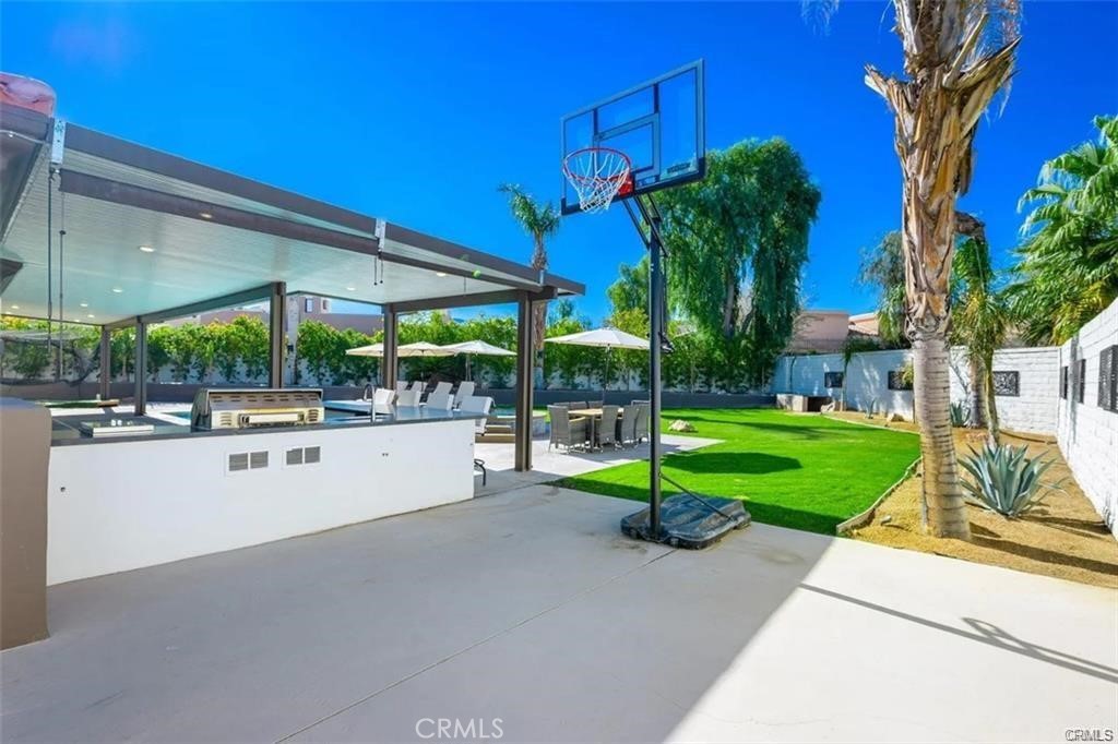 44235 Yucca Drive Property Photo 14