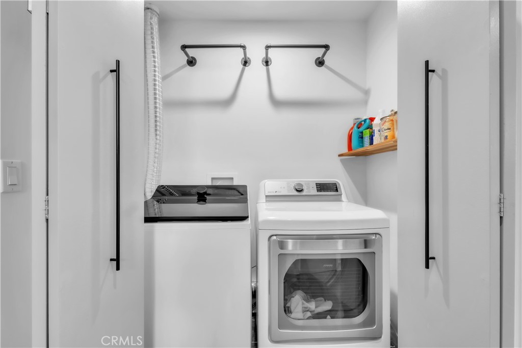 532 W Elk Avenue 1 Property Photo 19