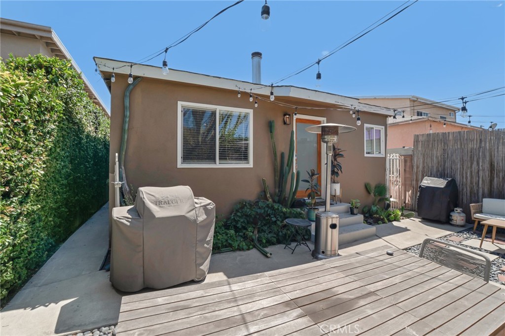 2405 Abbot Kinney Property Photo 4