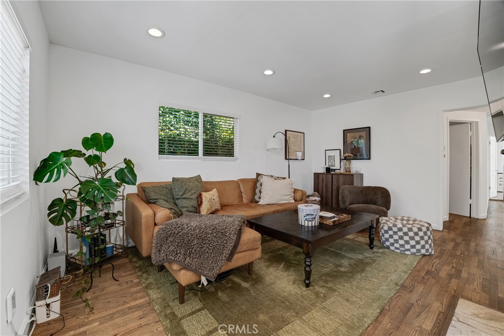 2405 Abbot Kinney Property Photo 12
