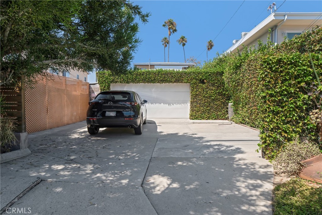 2405 Abbot Kinney Property Photo 30