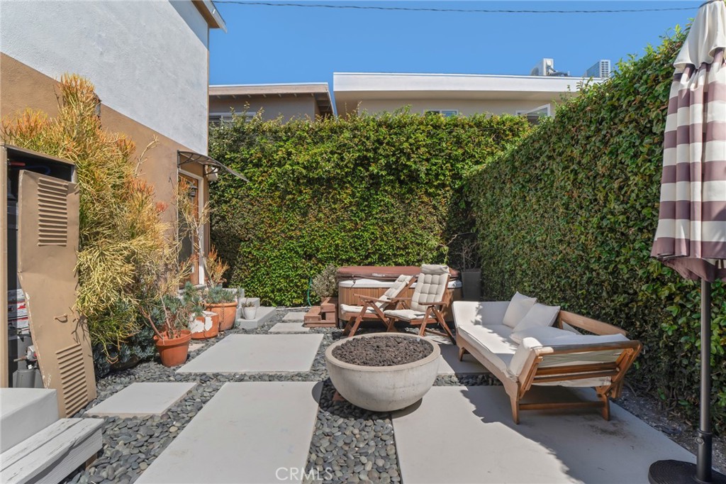 2405 Abbot Kinney Property Photo 39
