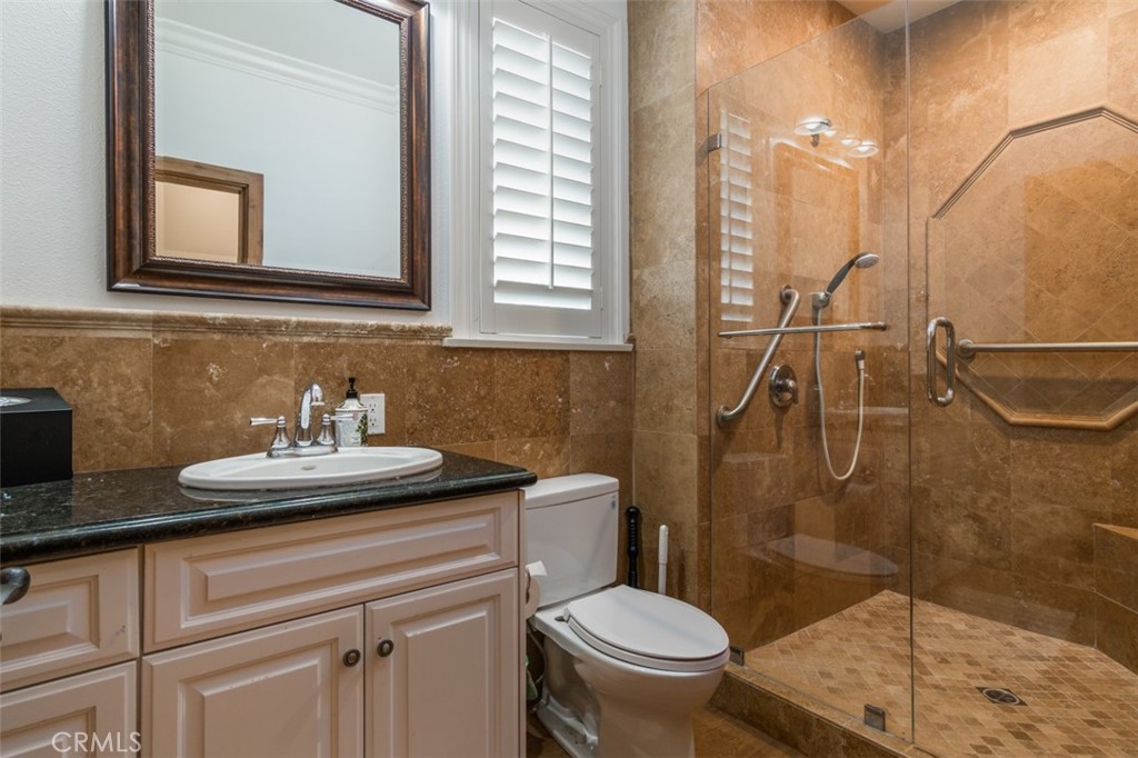 586 Valley Gate Rd Property Photo 16