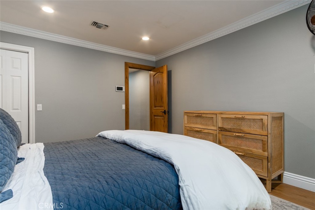586 Valley Gate Rd Property Photo 24