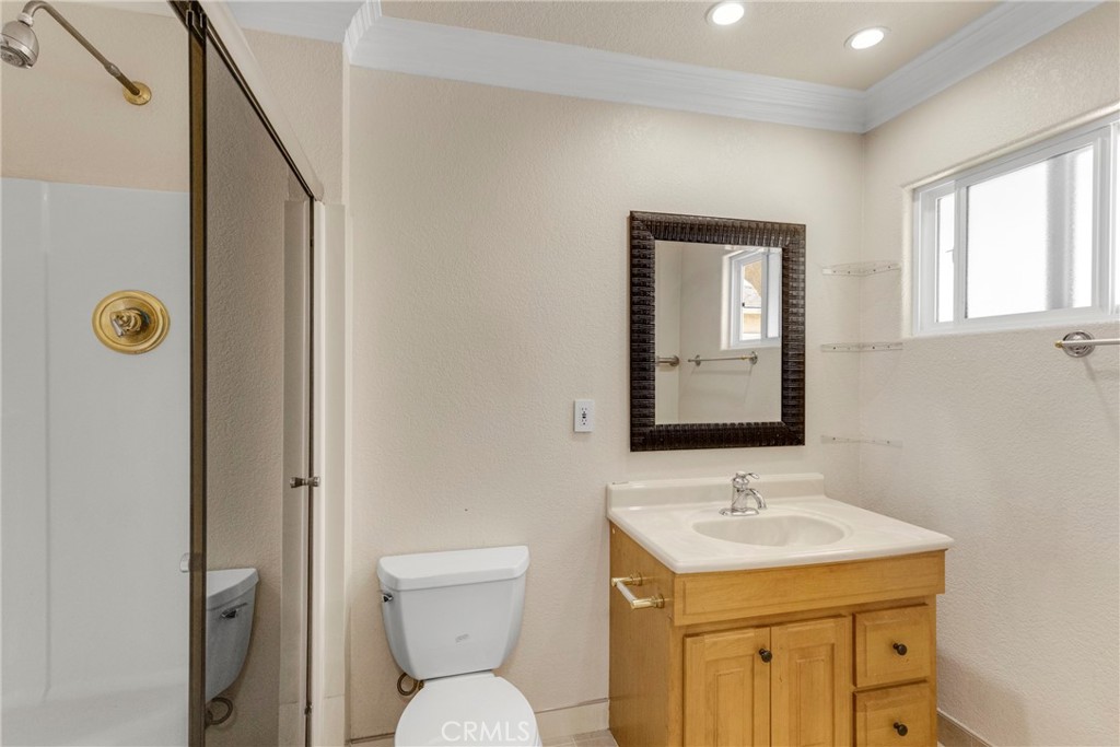 8012 Hesperia Property Photo 17