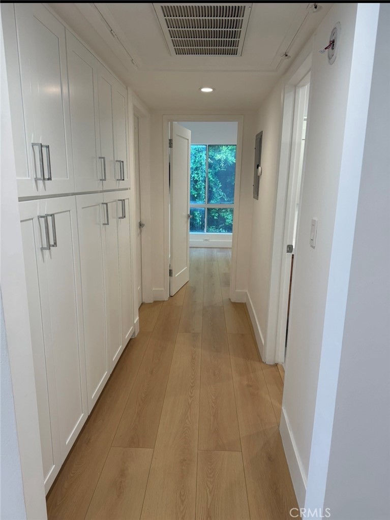 4807 Woodley Ave 309 Property Photo 8