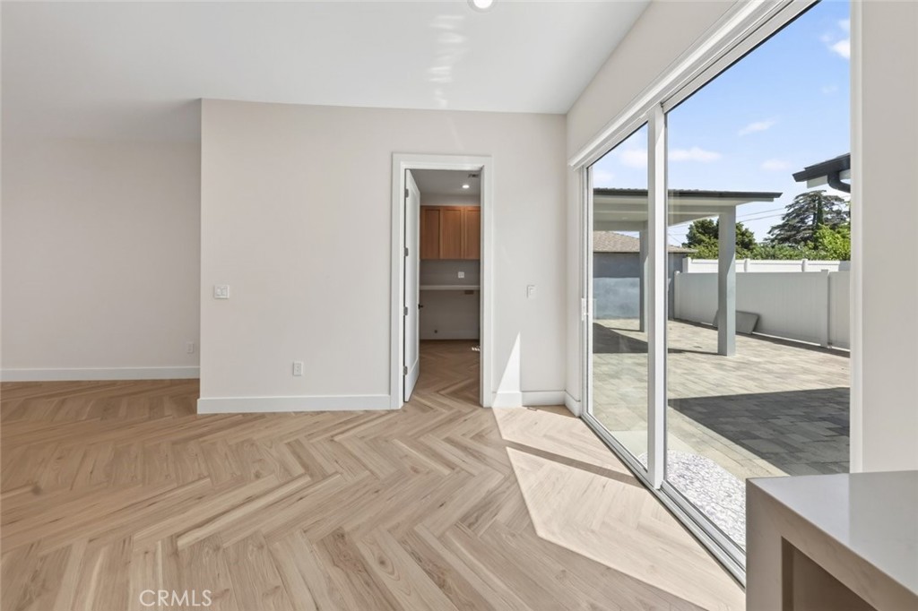 8018 Shadyglade Avenue Property Photo 25