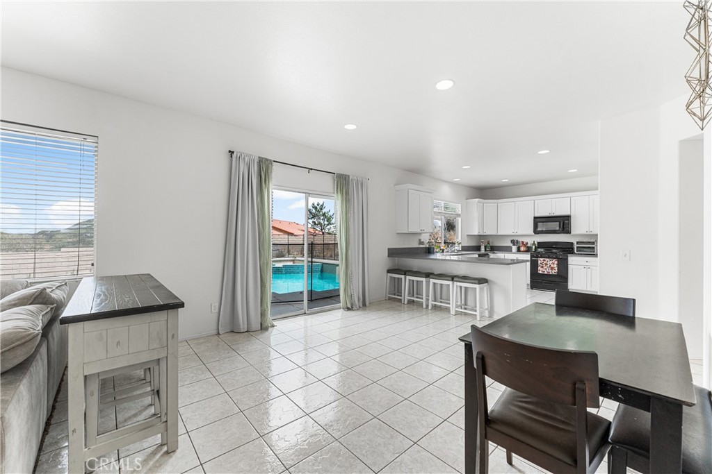 38318 Wakefield Property Photo 15