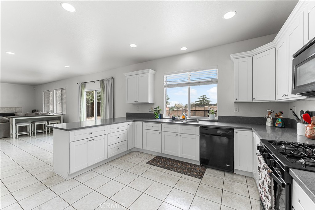 38318 Wakefield Property Photo 25