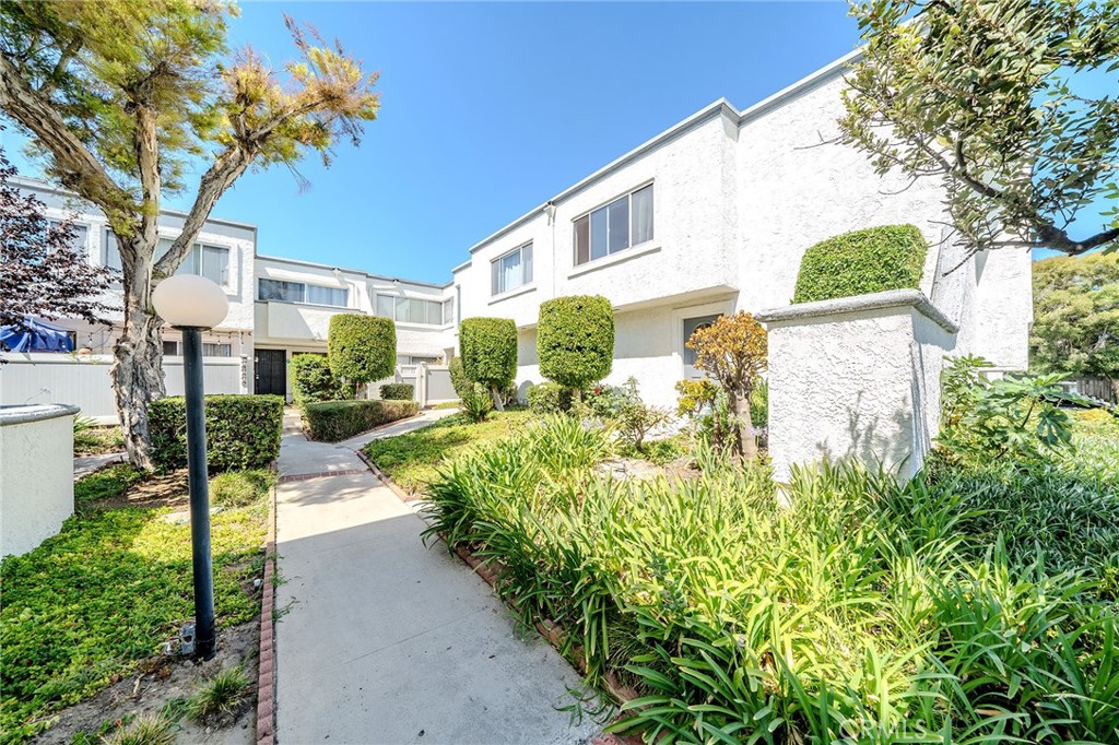18535 Mayall Street J Property Photo 2