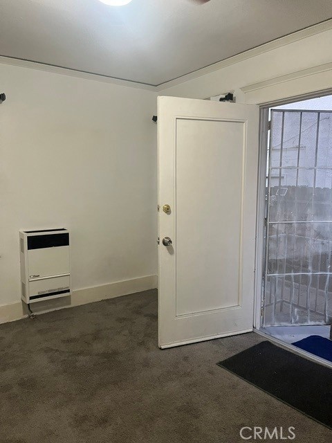 521 W 16th Property Photo 10