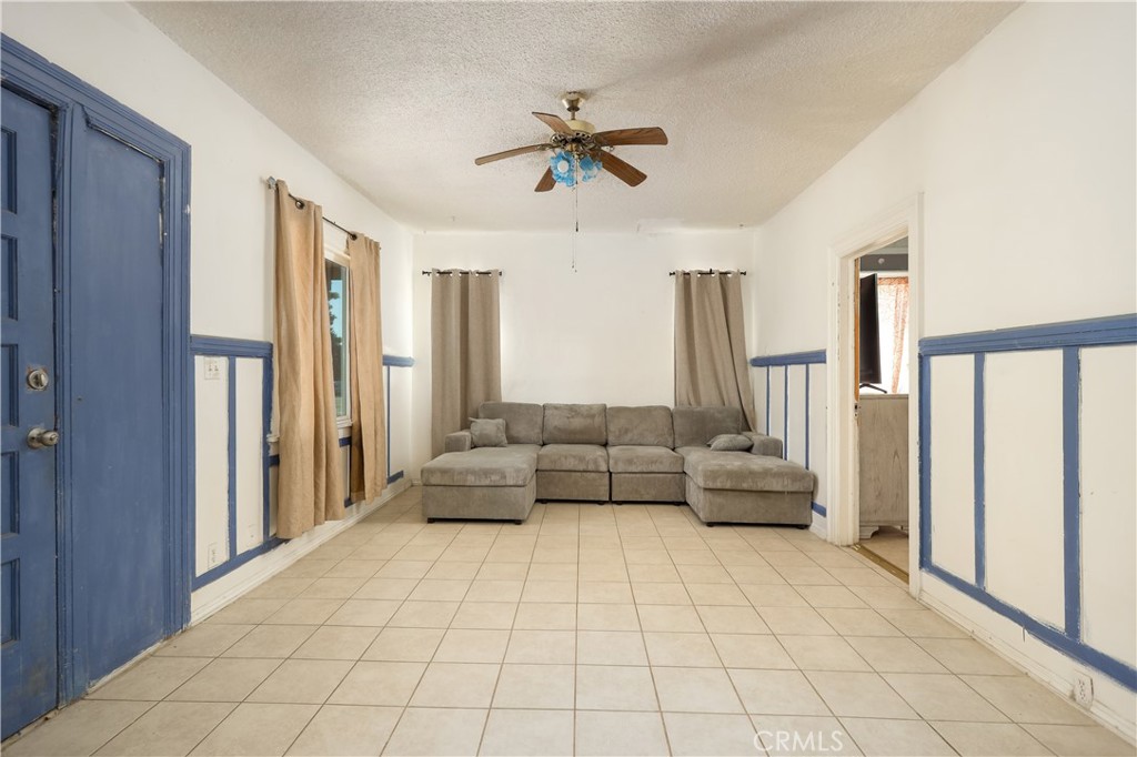500 Quincy Street Property Photo 5