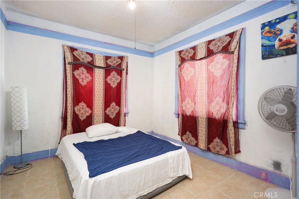 500 Quincy Street Property Photo 10