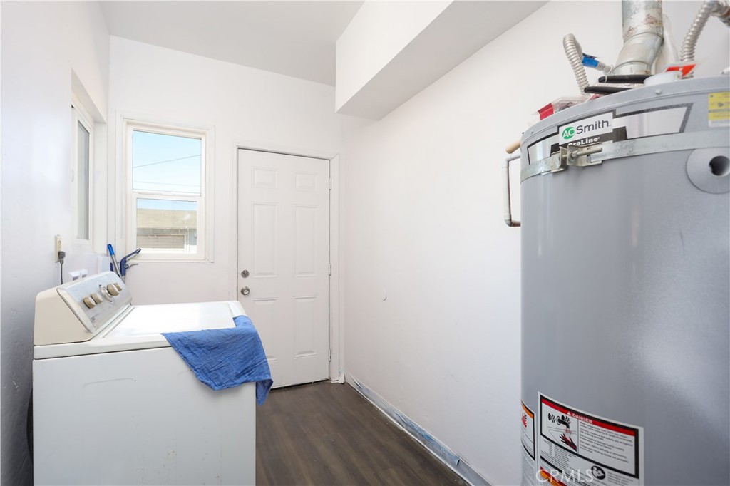 500 Quincy Street Property Photo 12