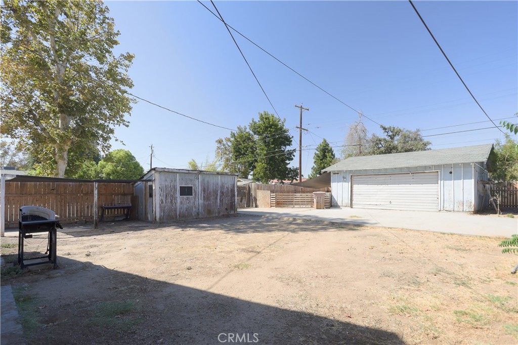 500 Quincy Street Property Photo 13