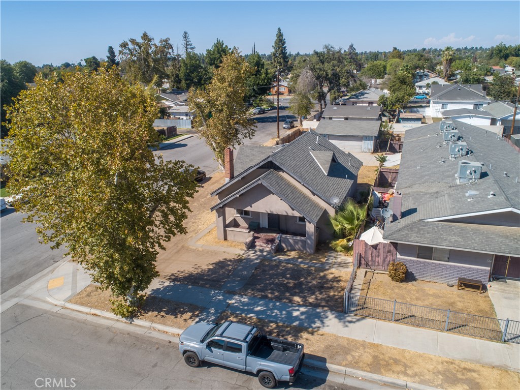 500 Quincy Street Property Photo 16