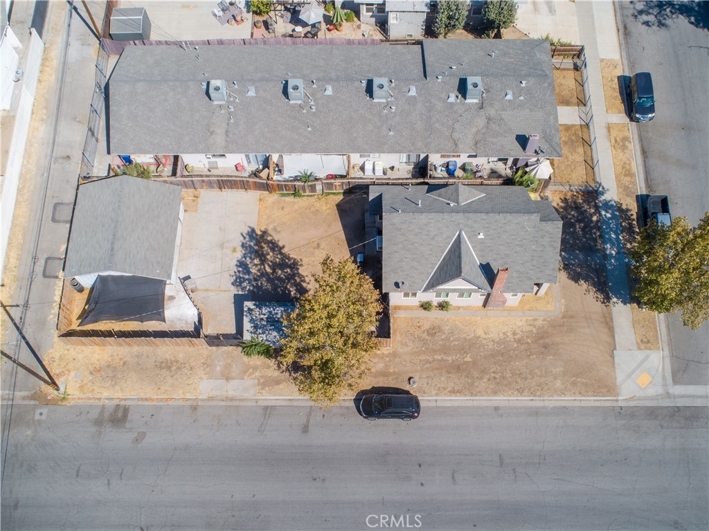 500 Quincy Street Property Photo 19