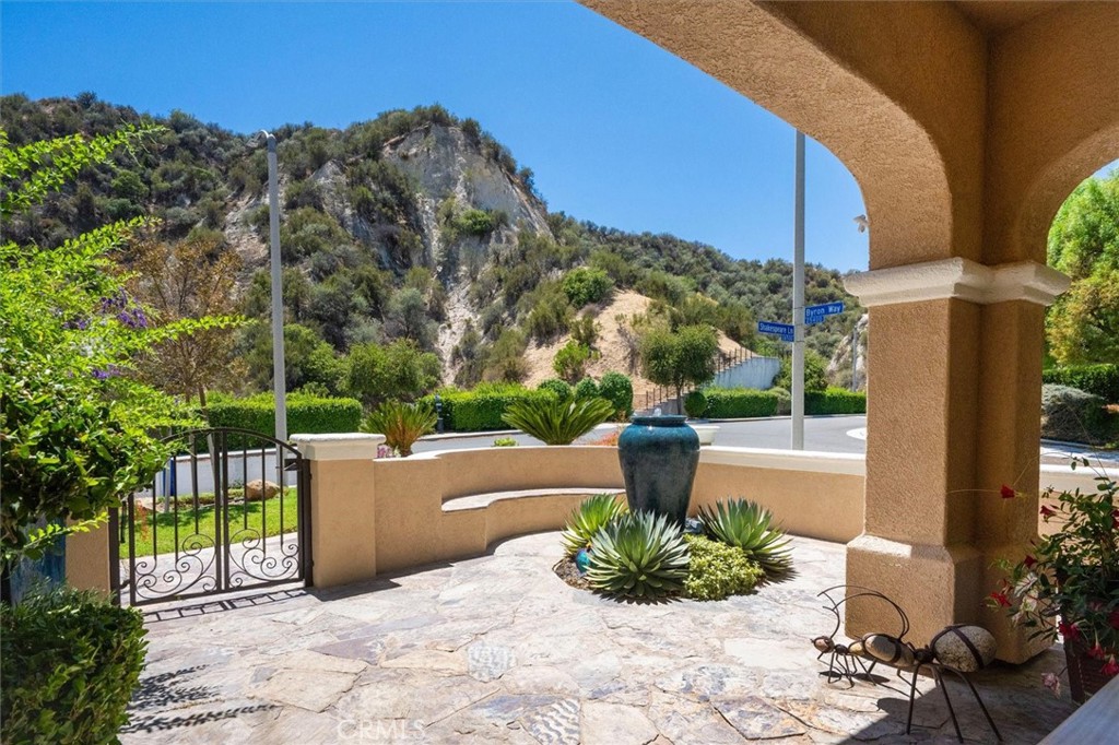 26439 Shakespeare Property Photo 5