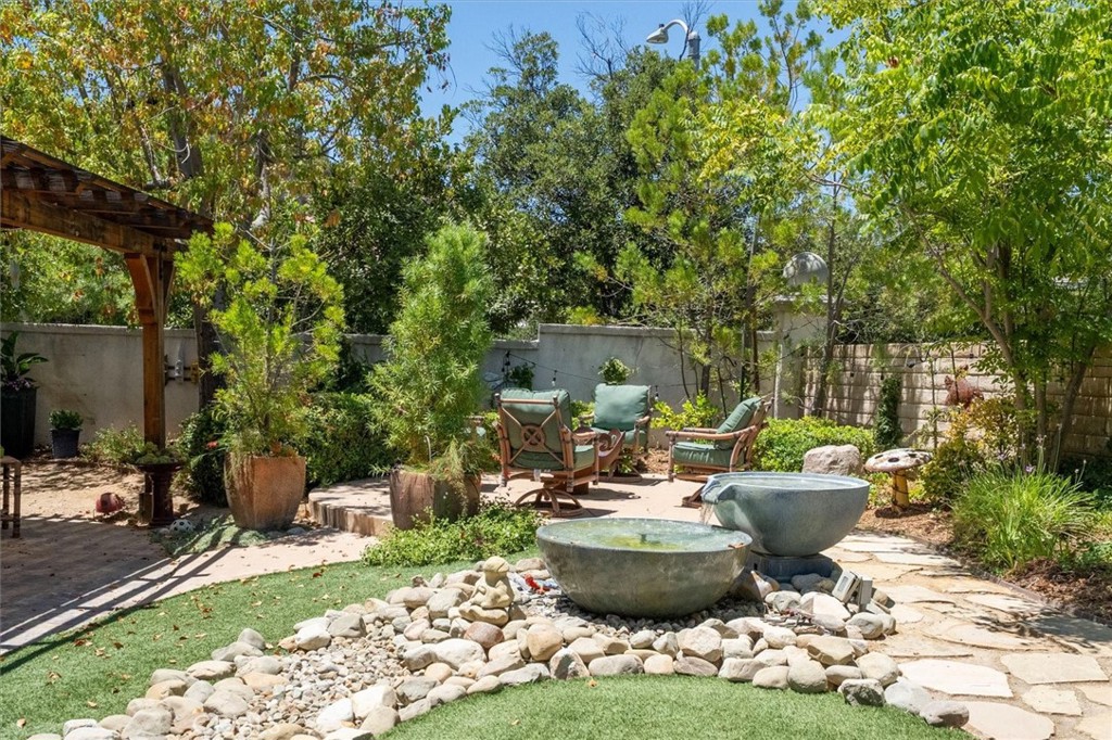 26439 Shakespeare Property Photo 26
