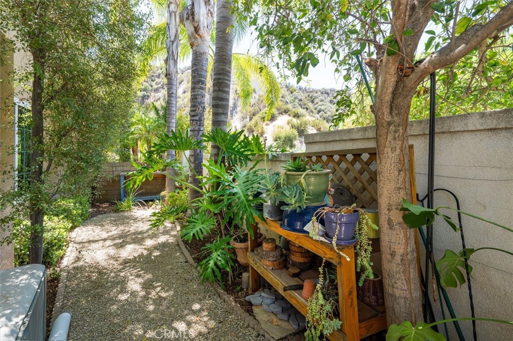 26439 Shakespeare Property Photo 28