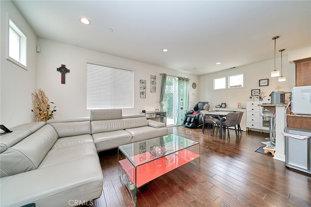 21125 Ingomar Court Property Photo 13
