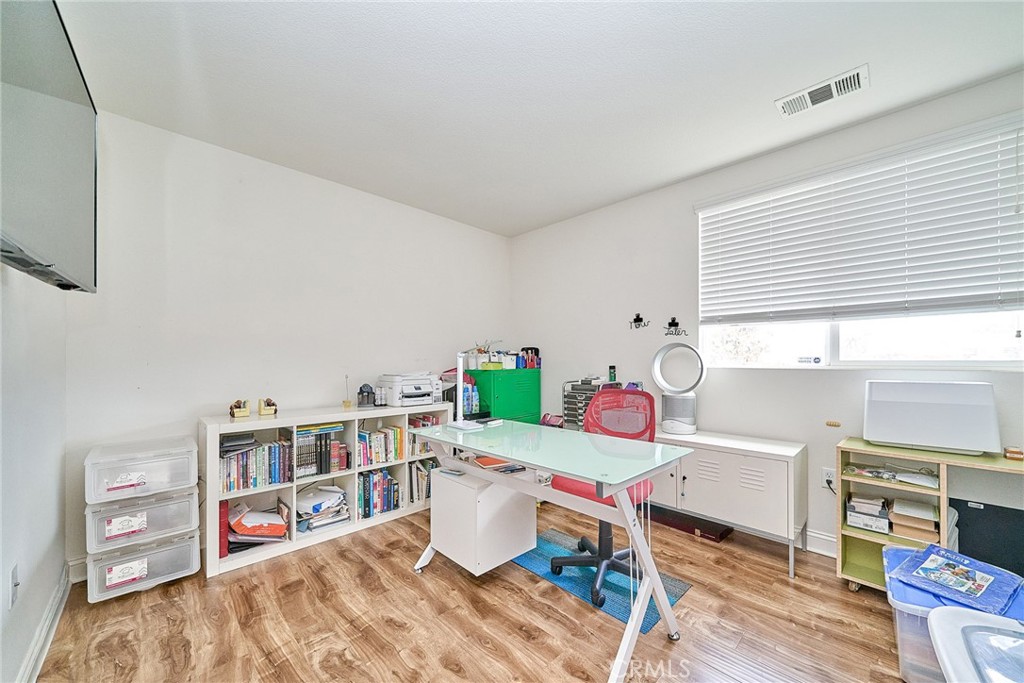 21125 Ingomar Court Property Photo 28