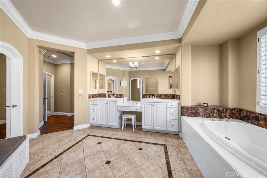 5446 Sunlight Property Photo 34